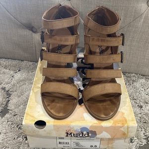 Mudd block heel